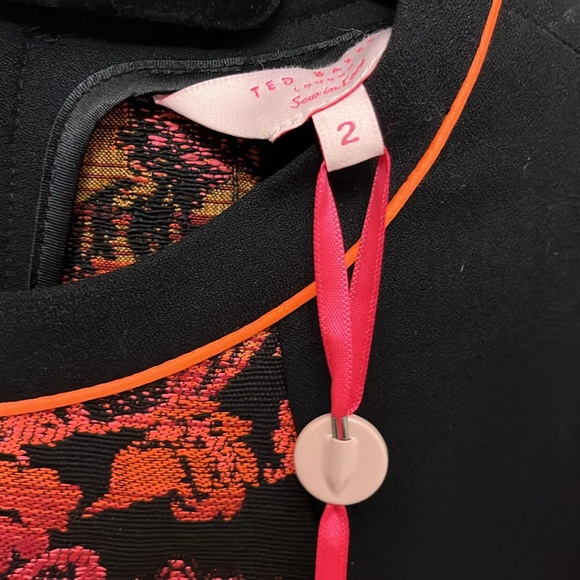 NWT Ted Baker Knit Top Jacquared Floral Tapestry Black Red Pink Cap Sleeve Shirt - Picture 4 of 5